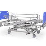 Łóżko rehabilitacyjne szpitalne hydrauliczne AH/3S z barierkami bocznymi – szczyty tworzywowe