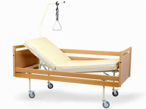 Łóżko rehabilitacyjne A4 w obudowie drewnianej