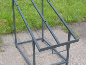 Metalowy stelaż