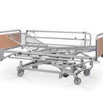 Łóżko rehabilitacyjne szpitalne hydrauliczne AH z barierkami bocznymi